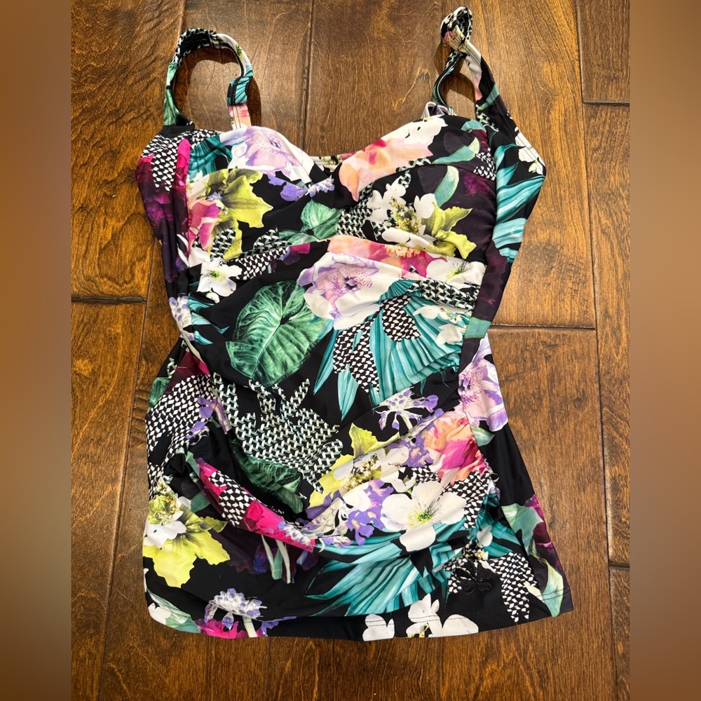 Hapari Tropical Floral Swimsuit - BRAND NEW